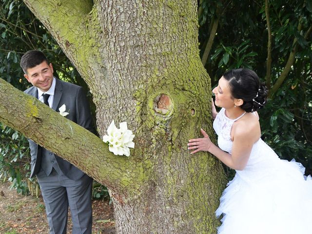 Le mariage de Maxime et Kathleen à Vienne-en-Val, Loiret 22