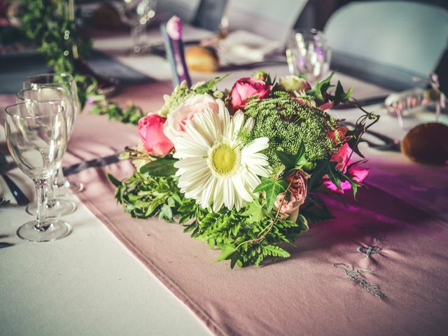 Le mariage de Aurélien et Lucie à Le Neubourg, Eure 73