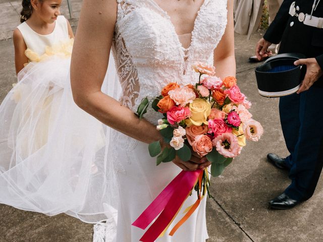 Le mariage de Cédric et Laetitia à L'Étang-Salé, La Réunion 27