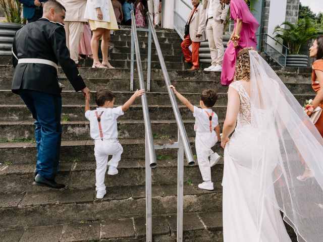 Le mariage de Cédric et Laetitia à L'Étang-Salé, La Réunion 28