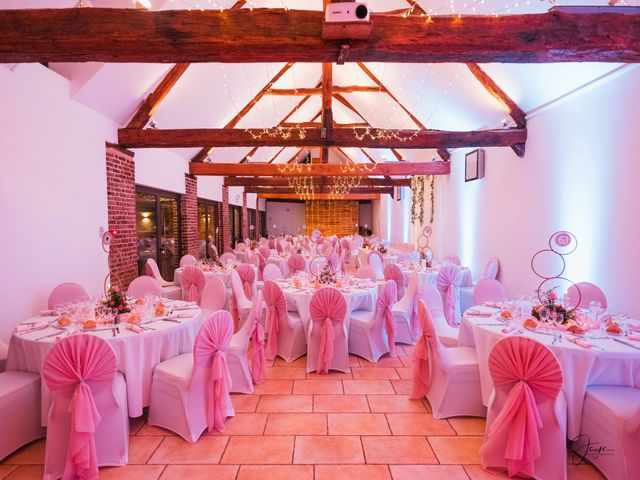 Le mariage de Milton et Christelle à Vexin-sur-Epte, Eure 4