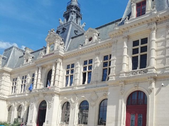 Le mariage de  Clément  et Madvi  à Poitiers, Vienne 1