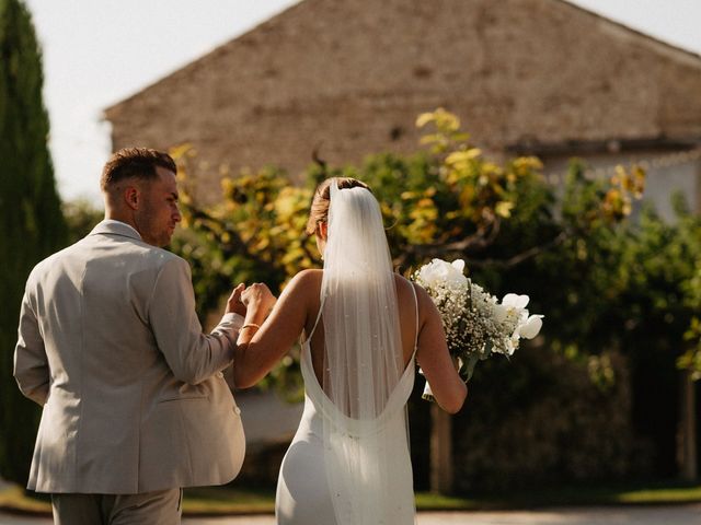 Le mariage de Vincent et Cassandre à Grignan, Drôme 12