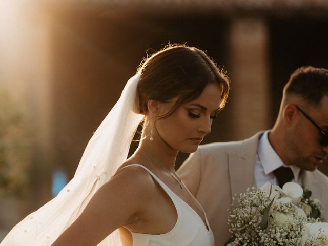 Le mariage de Vincent et Cassandre à Grignan, Drôme 16