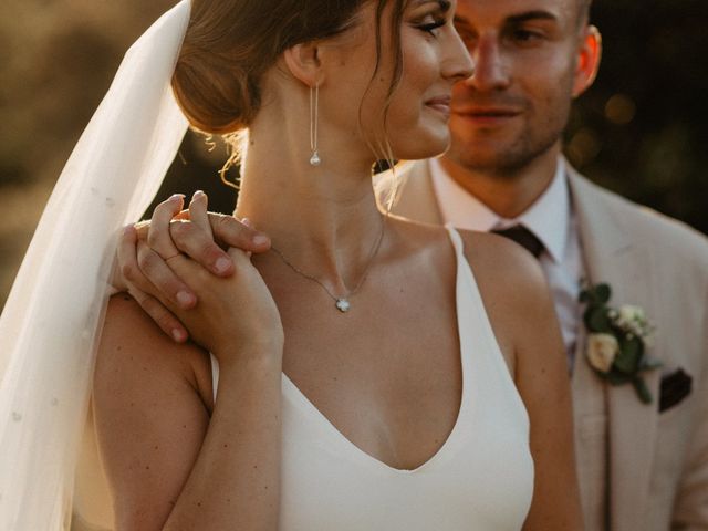 Le mariage de Vincent et Cassandre à Grignan, Drôme 31