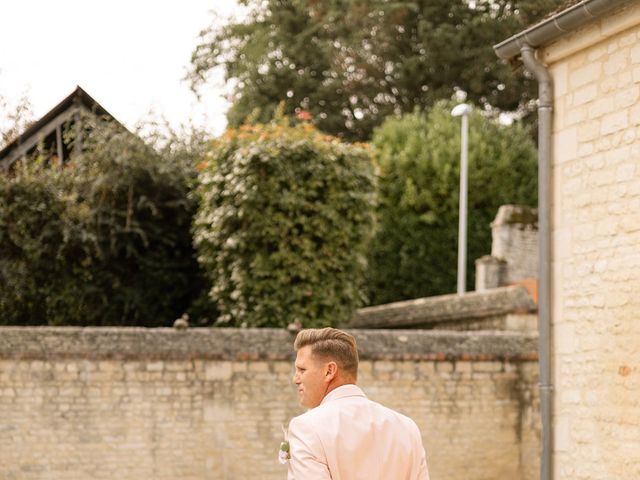 Le mariage de Cyril et Julie à Fleury-sur-Orne, Calvados 4