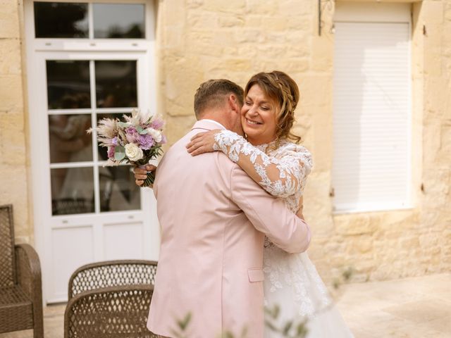 Le mariage de Cyril et Julie à Fleury-sur-Orne, Calvados 2