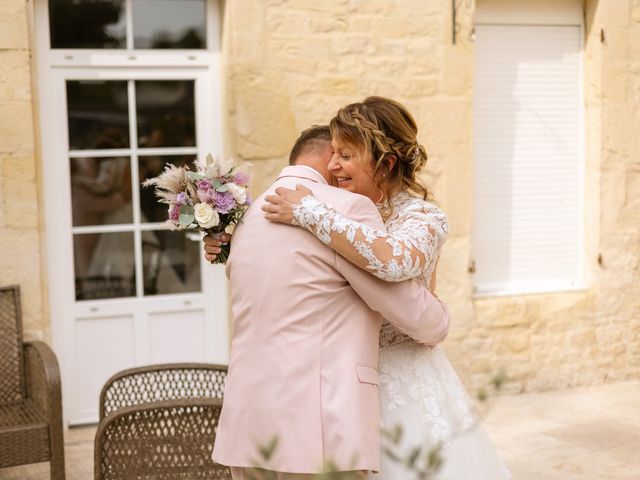 Le mariage de Cyril et Julie à Fleury-sur-Orne, Calvados 9