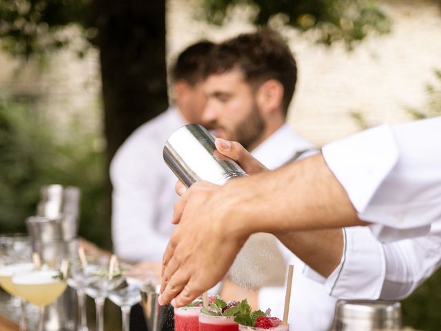 Le mariage de Cyril et Julie à Fleury-sur-Orne, Calvados 23