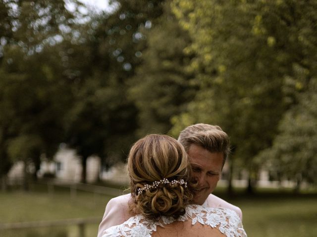 Le mariage de Cyril et Julie à Fleury-sur-Orne, Calvados 31