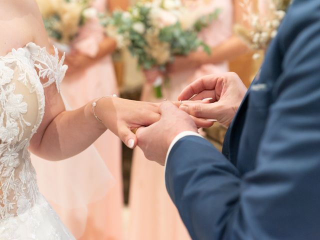 Le mariage de Nicolas et Rebecca à Roanne, Loire 52