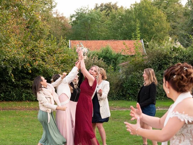 Le mariage de Nicolas et Rebecca à Roanne, Loire 64