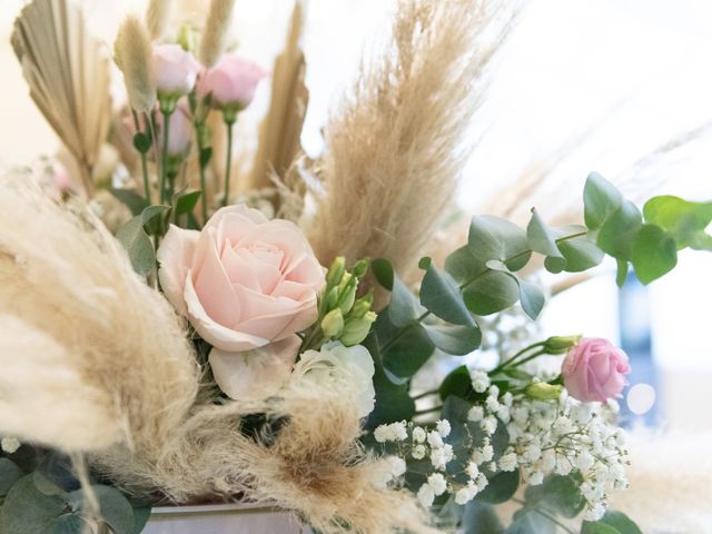 Le mariage de Nicolas et Rebecca à Roanne, Loire 67