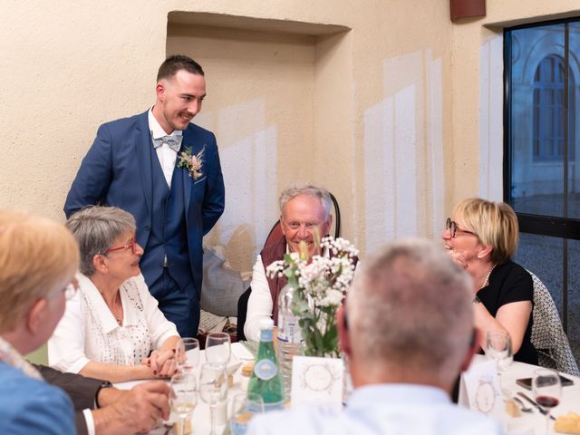 Le mariage de Nicolas et Rebecca à Roanne, Loire 81