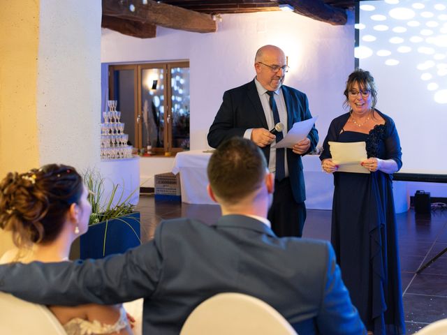 Le mariage de Nicolas et Rebecca à Roanne, Loire 87