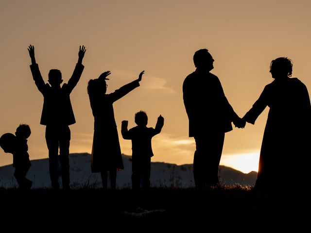 Le mariage de Laura et Sébastien à Valuéjols, Cantal 26
