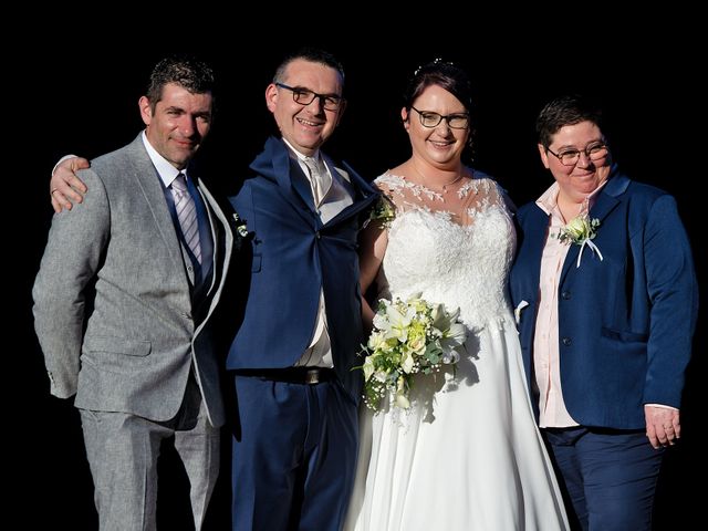 Le mariage de Laura et Sébastien à Valuéjols, Cantal 65