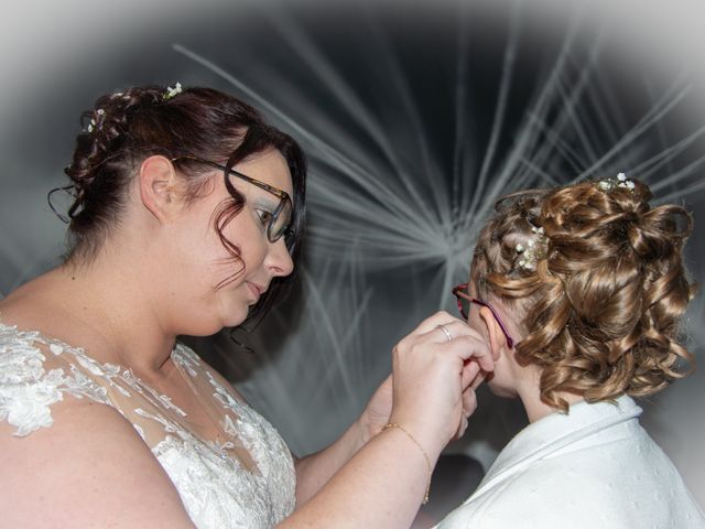 Le mariage de Laura et Sébastien à Valuéjols, Cantal 89