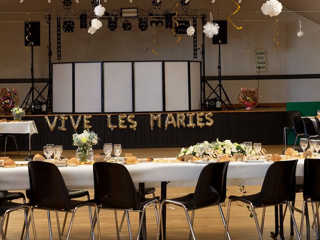 Le mariage de Laura et Sébastien à Valuéjols, Cantal 94