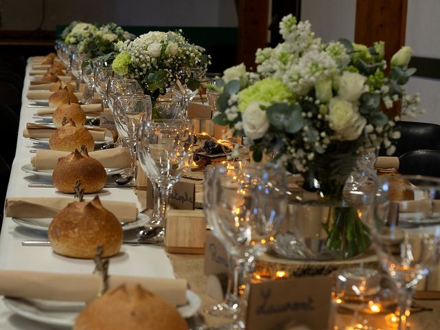 Le mariage de Laura et Sébastien à Valuéjols, Cantal 97