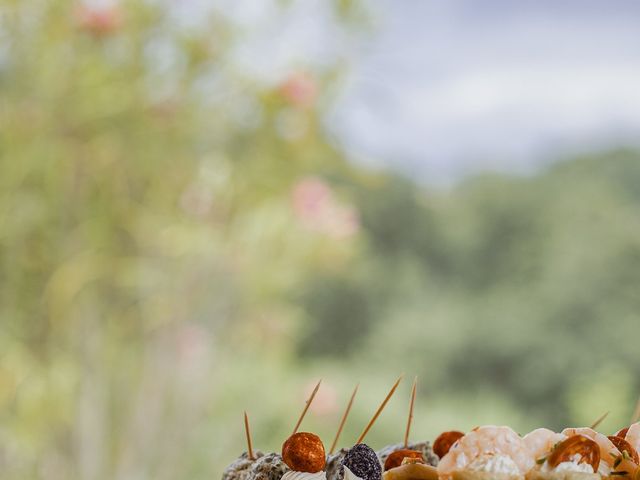Le mariage de Karim et Sabrina à Colombier-le-Jeune, Ardèche 8