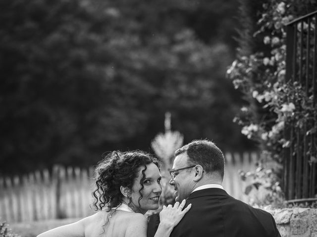Le mariage de Karim et Sabrina à Colombier-le-Jeune, Ardèche 9