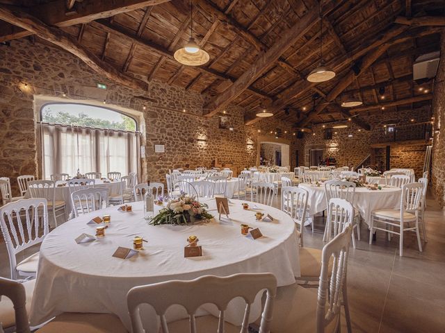 Le mariage de Karim et Sabrina à Colombier-le-Jeune, Ardèche 10