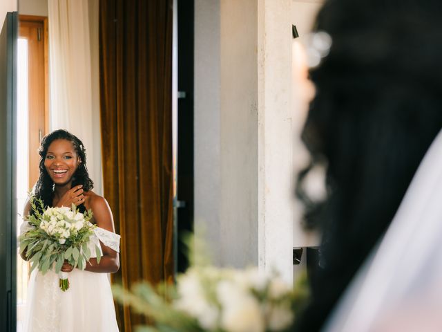 Le mariage de Romain et Elodie à Clichy, Hauts-de-Seine 15