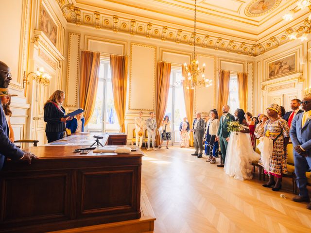 Le mariage de Romain et Elodie à Clichy, Hauts-de-Seine 25