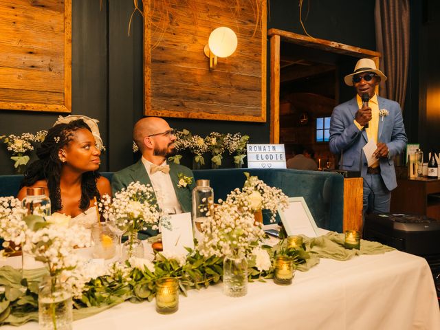Le mariage de Romain et Elodie à Clichy, Hauts-de-Seine 35