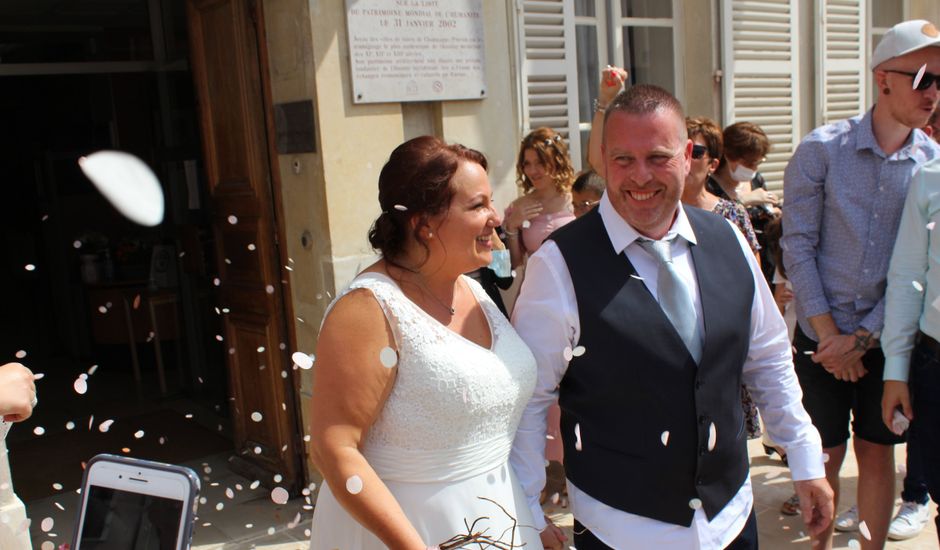 Le mariage de  Xavier et Ingrid  à Provins, Seine-et-Marne