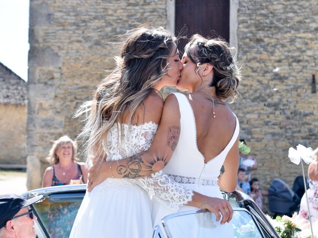 Le mariage de Ophélie et Julie à Pusignan, Rhône 13