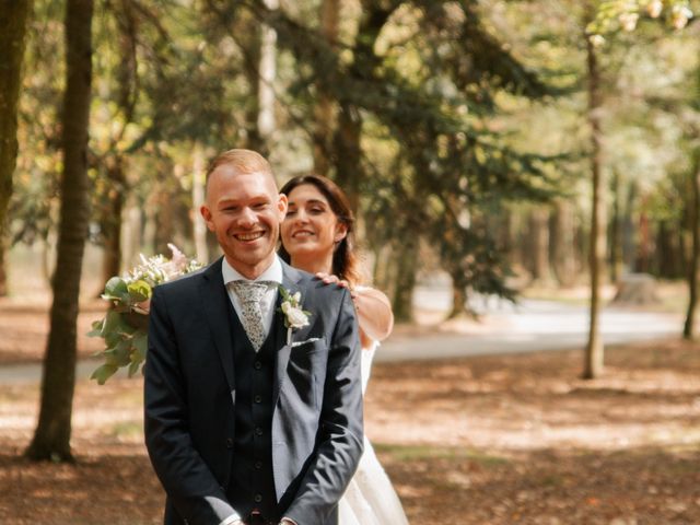 Le mariage de Pierre et Marina à Châteaugiron, Ille et Vilaine 27