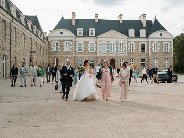 Le mariage de Pierre et Marina à Châteaugiron, Ille et Vilaine 41