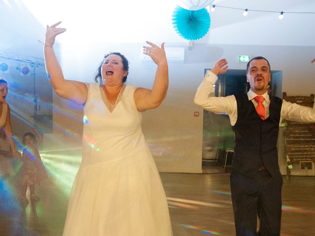 Le mariage de Alexandre et Amandine à Bonchamp-lès-Laval, Mayenne 28
