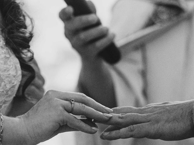 Le mariage de Remi et Livia à Vonnas, Ain 40