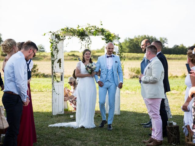 Le mariage de Maxime et Manon à Ingrandes, Vienne 76