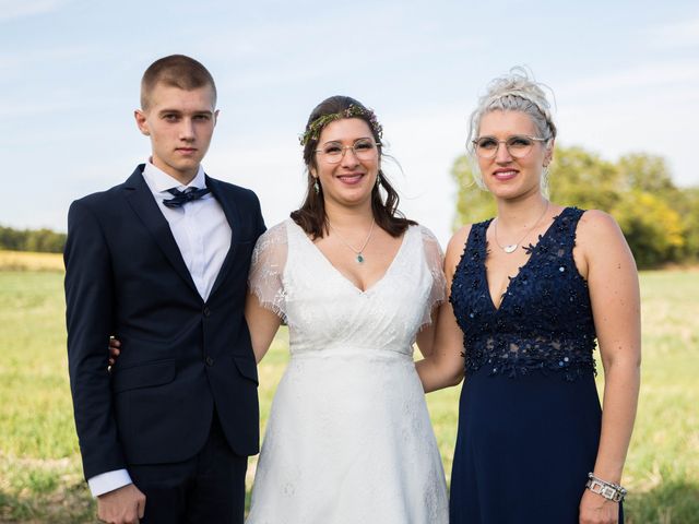 Le mariage de Maxime et Manon à Ingrandes, Vienne 98