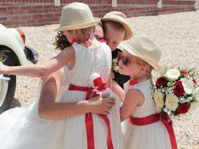 Le mariage de Loulou et Elodie à Hennezis, Eure 31