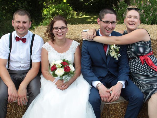 Le mariage de Loulou et Elodie à Hennezis, Eure 52