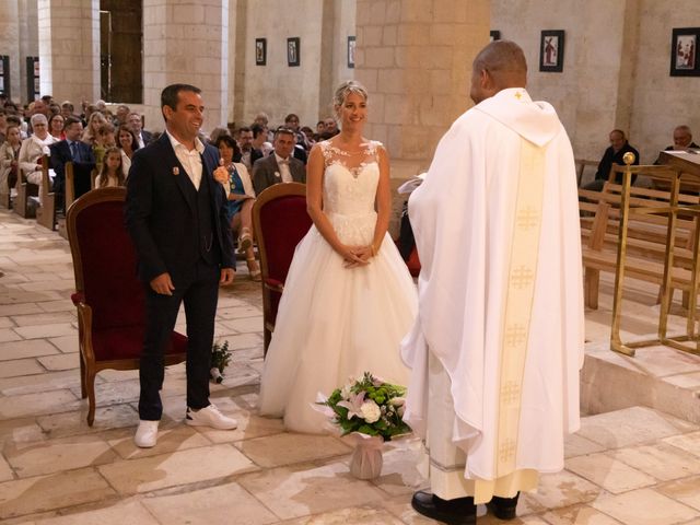 Le mariage de Emmanuel et Amandine à Saint-Laurent-de-la-Barrière, Charente Maritime 54