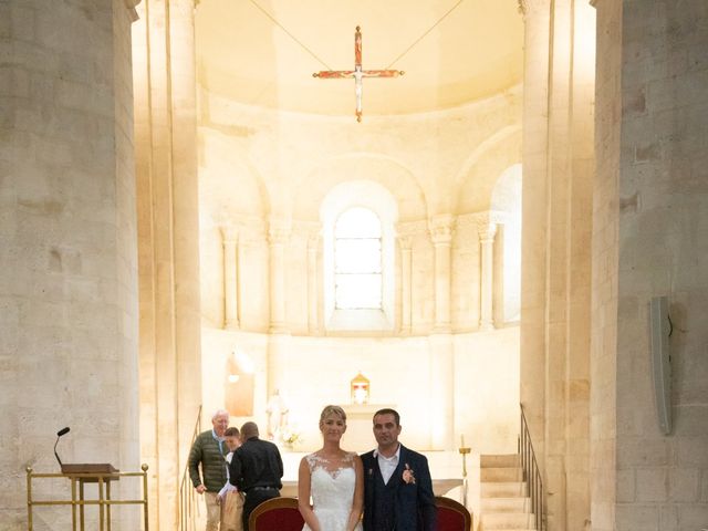 Le mariage de Emmanuel et Amandine à Saint-Laurent-de-la-Barrière, Charente Maritime 65