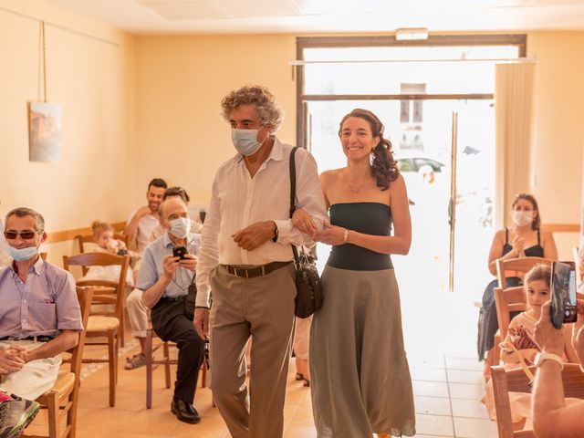 Le mariage de Matthieu et Pauline à Saint-Saturnin-lès-Apt, Vaucluse 9