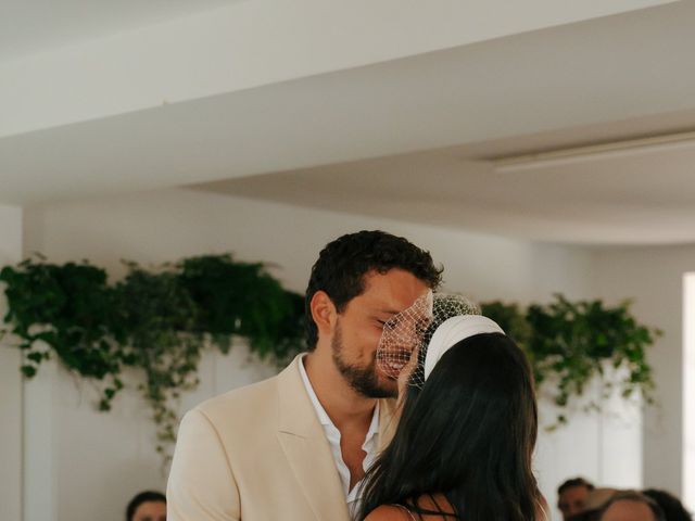 Le mariage de Romain et Cassandra à Porquerolles, Var 12