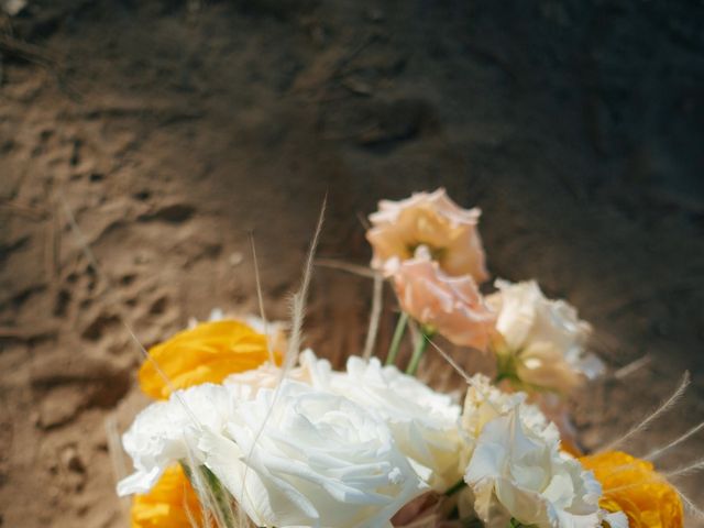 Le mariage de Romain et Cassandra à Porquerolles, Var 23