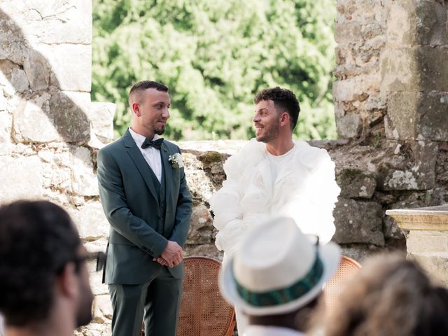 Le mariage de Mathieu et Adrien à Fontenay-Trésigny, Seine-et-Marne 13