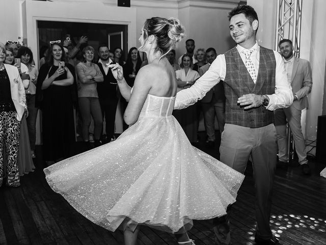 Le mariage de Maxime et Shanna à Thuret, Puy-de-Dôme 21