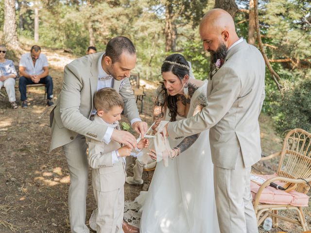 Le mariage de Jérremy et Honorine à Saint-Laurent-du-Pape, Ardèche 17