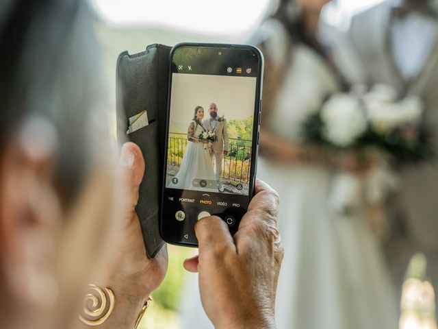 Le mariage de Jérremy et Honorine à Saint-Laurent-du-Pape, Ardèche 24
