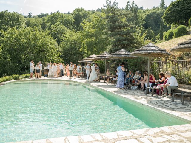 Le mariage de Jérremy et Honorine à Saint-Laurent-du-Pape, Ardèche 31